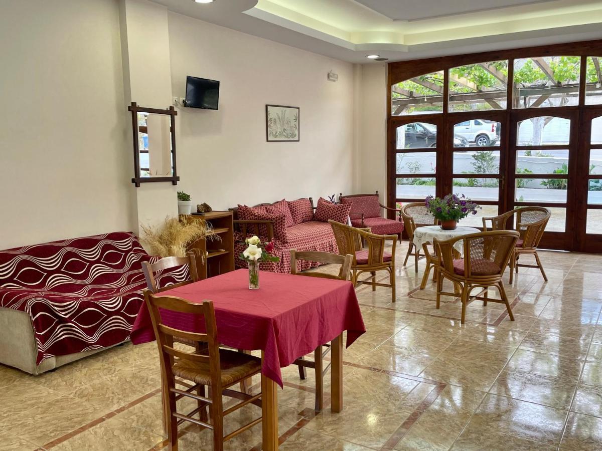 Hotel Lefka à Kolymbari Extérieur photo