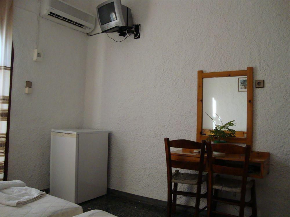 Hotel Lefka à Kolymbari Extérieur photo