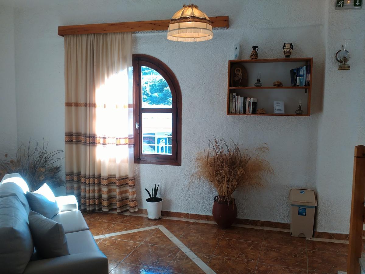 Hotel Lefka à Kolymbari Extérieur photo